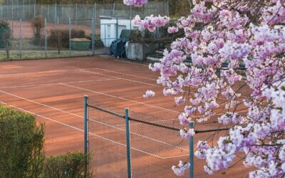 Hurra! Die Tennisplätze sind ab sofort offen. Die Sommersaison 2022 kann starten.